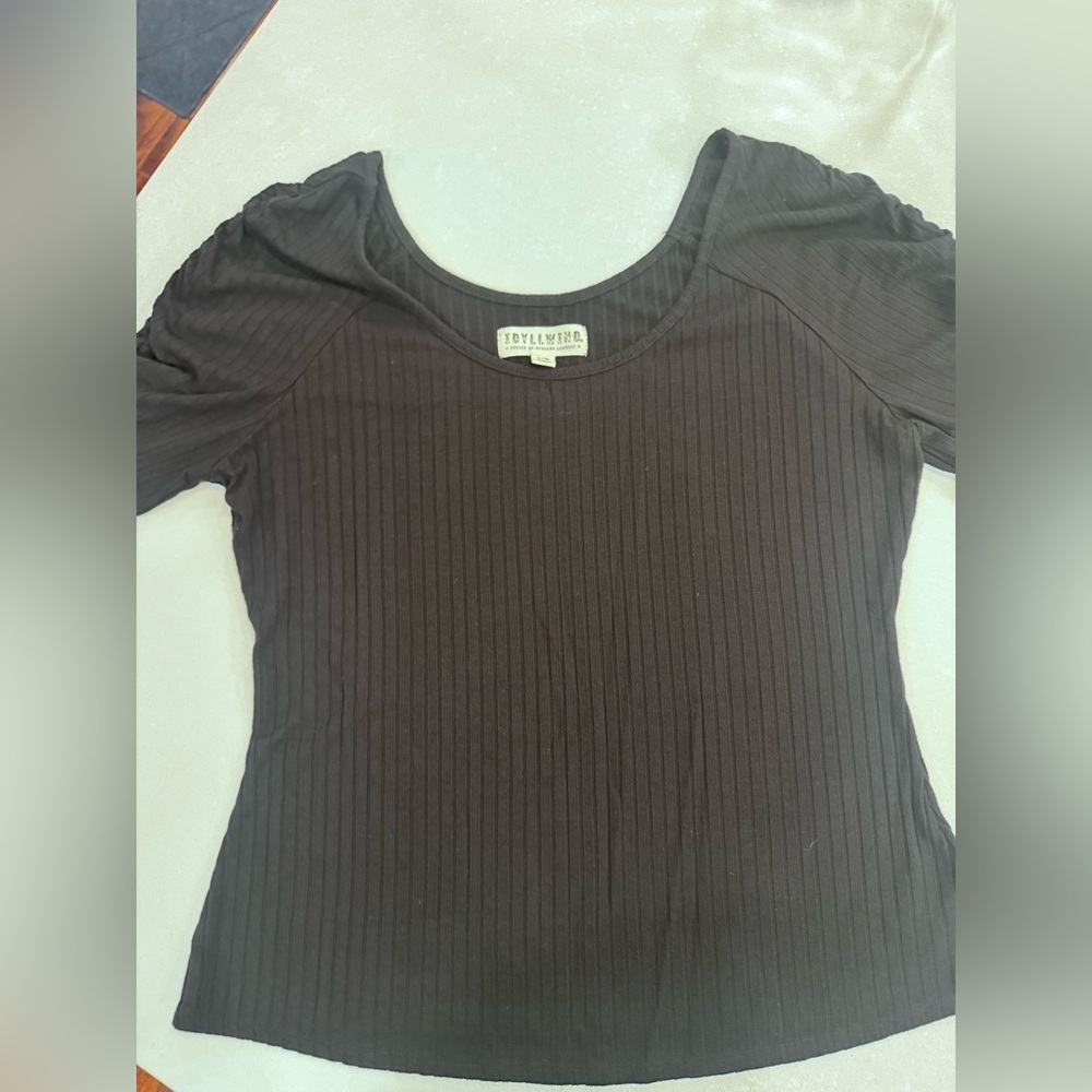 Idyllwind Black Top